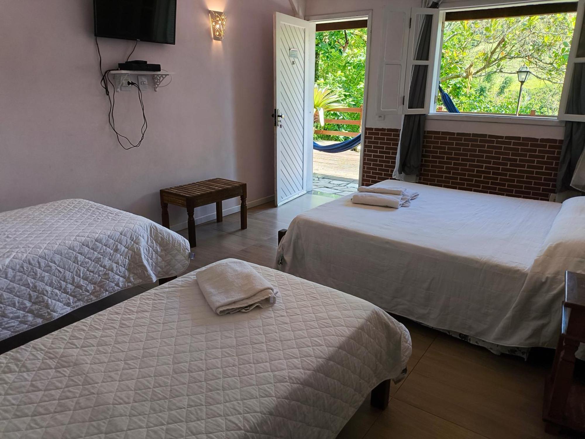 Flats Com Deque, Cozinha E Churrasqueira กงแซร์วาตอเรีย ภายนอก รูปภาพ